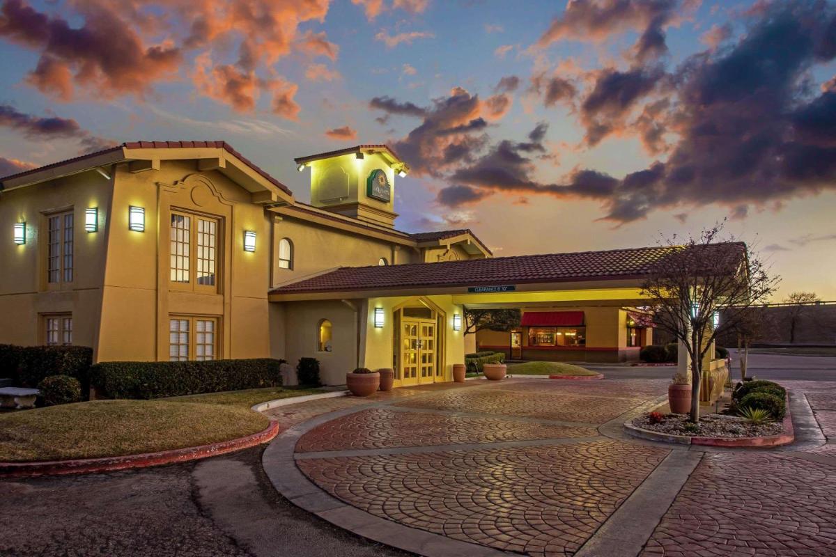 La Quinta Inn by Wyndham Killeen - Fort Hood - Housity