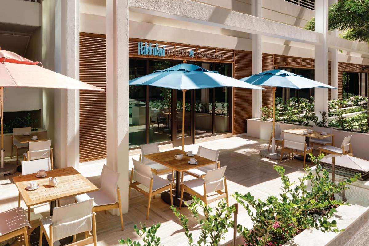 Halepuna Waikiki by Halekulani - Housity