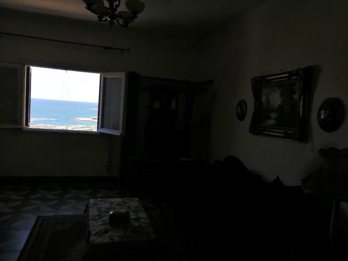 San Stefano apartment on the sea - Housity