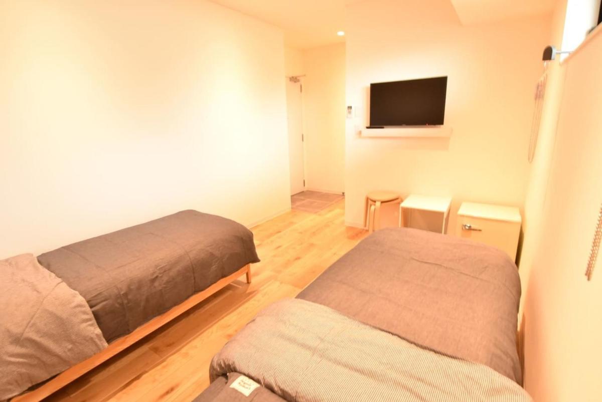 Enzo Due - Housity
