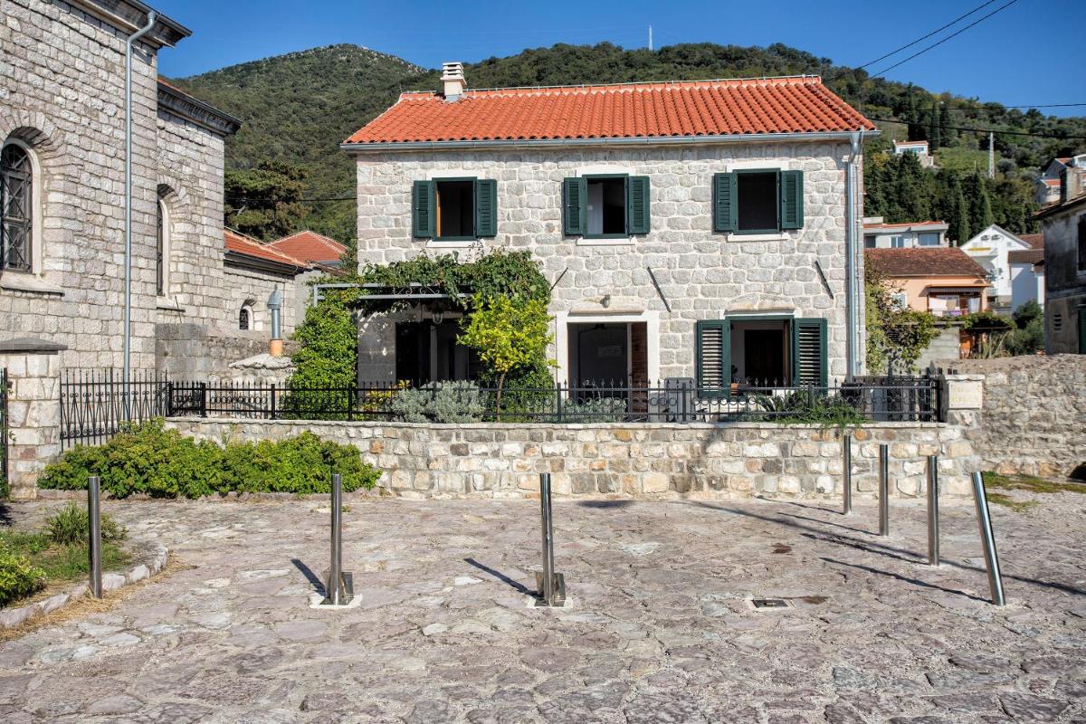 Villa Ruza, Donja Lastva - Housity