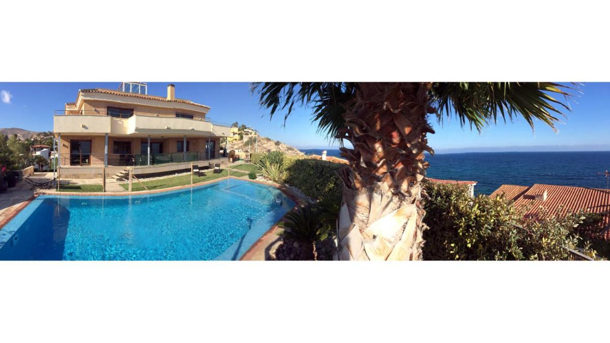 Villa Ribera Alta - Housity