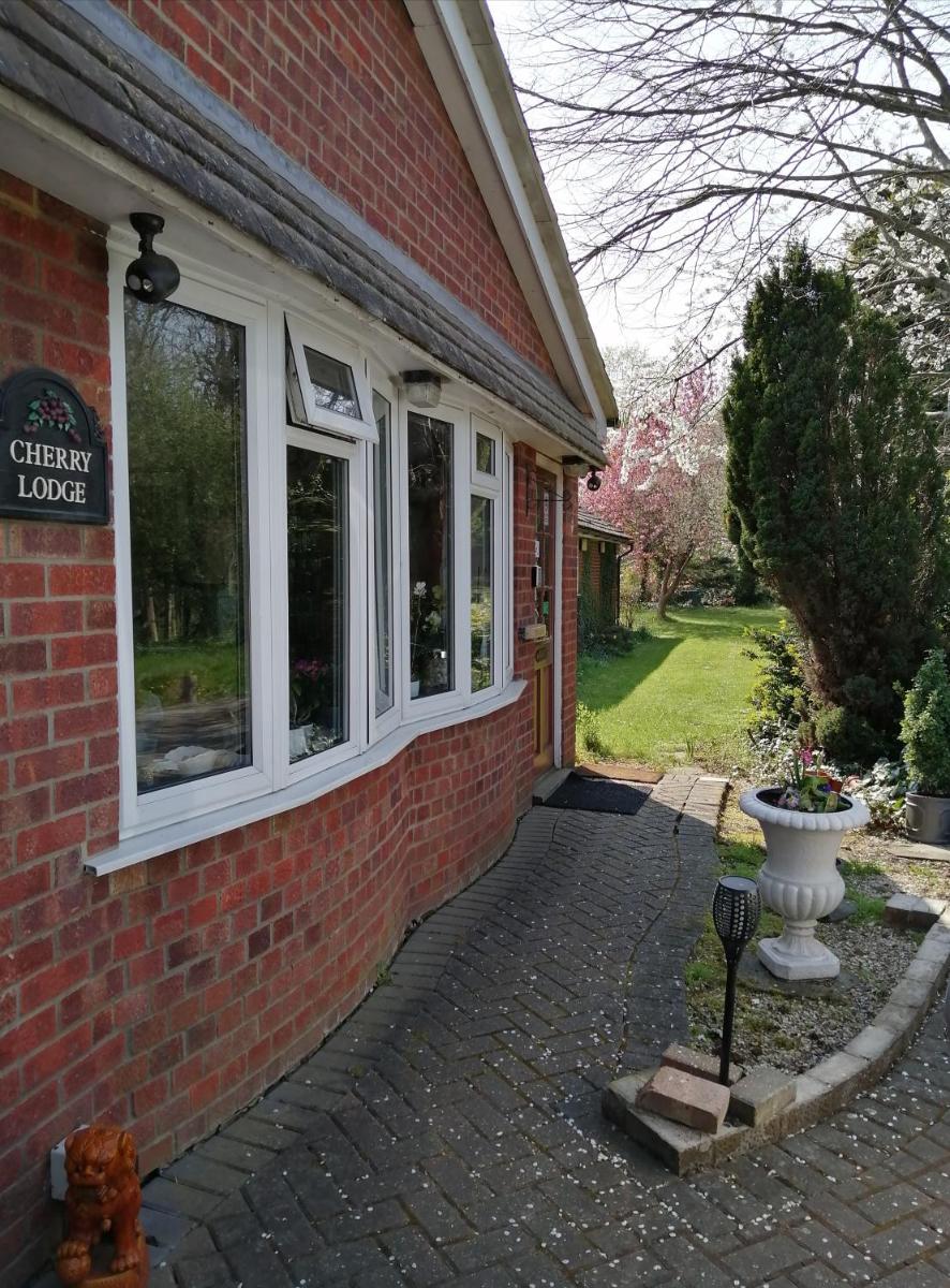 Cherry Lodge - Housity