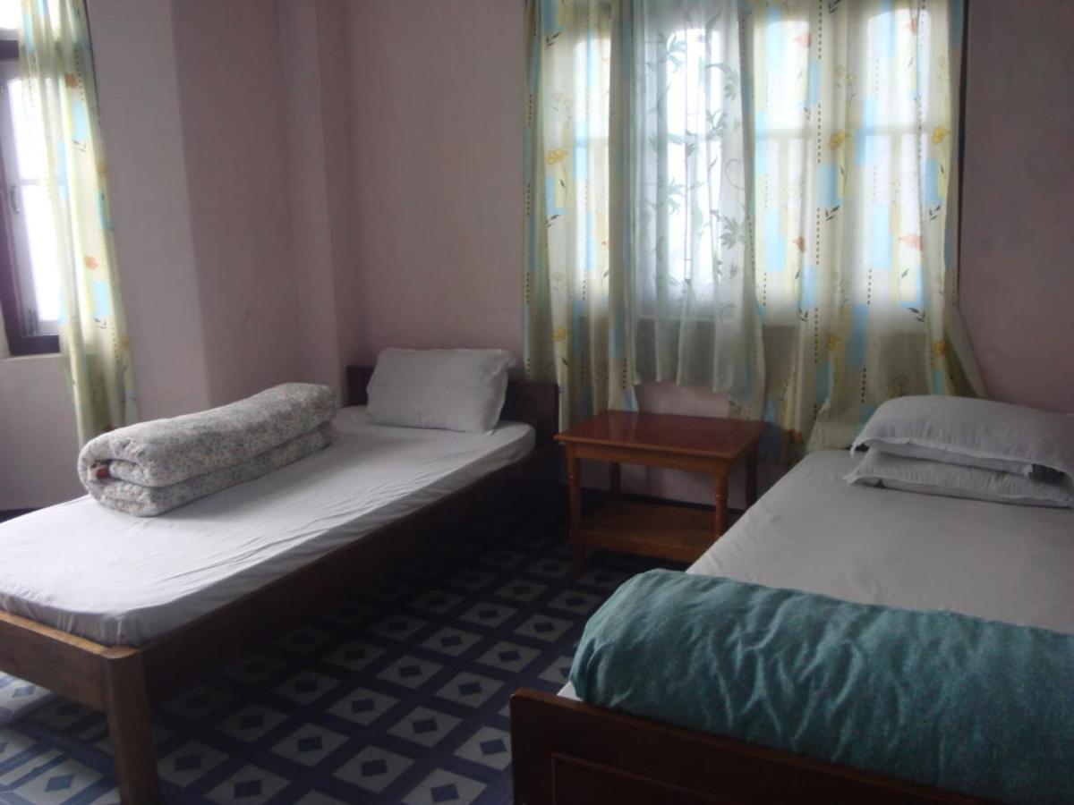 Vamose Dawa Lucky's - Housity