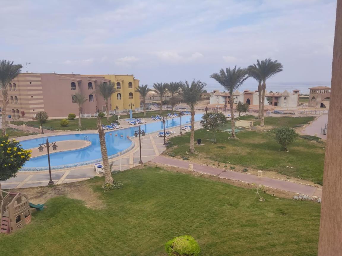 one bedroom Chalet at Porto South Beach Royal Sea View Families only - Housity