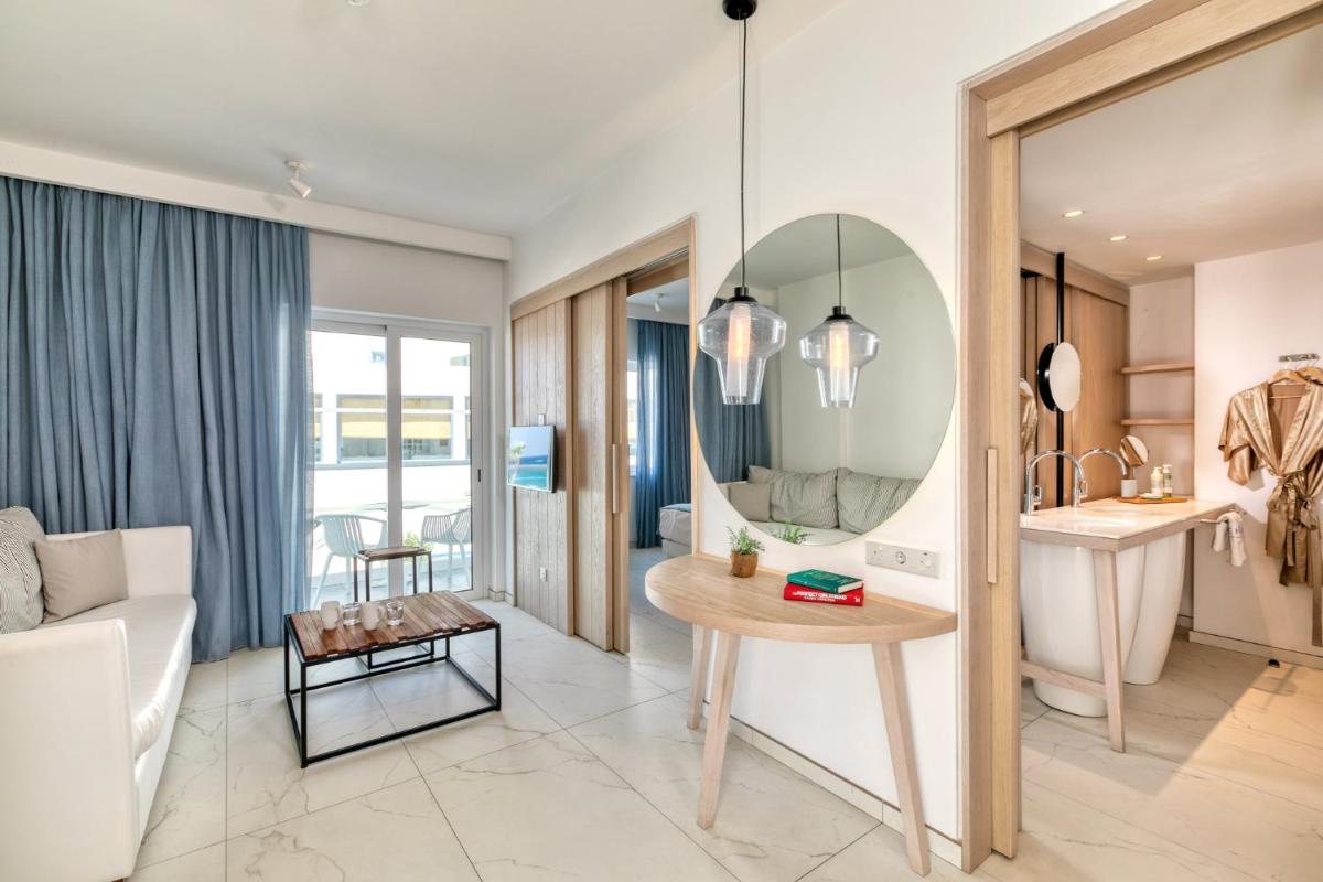 King Jason Protaras - Designed for Adults by Louis Hotels - Hizvo