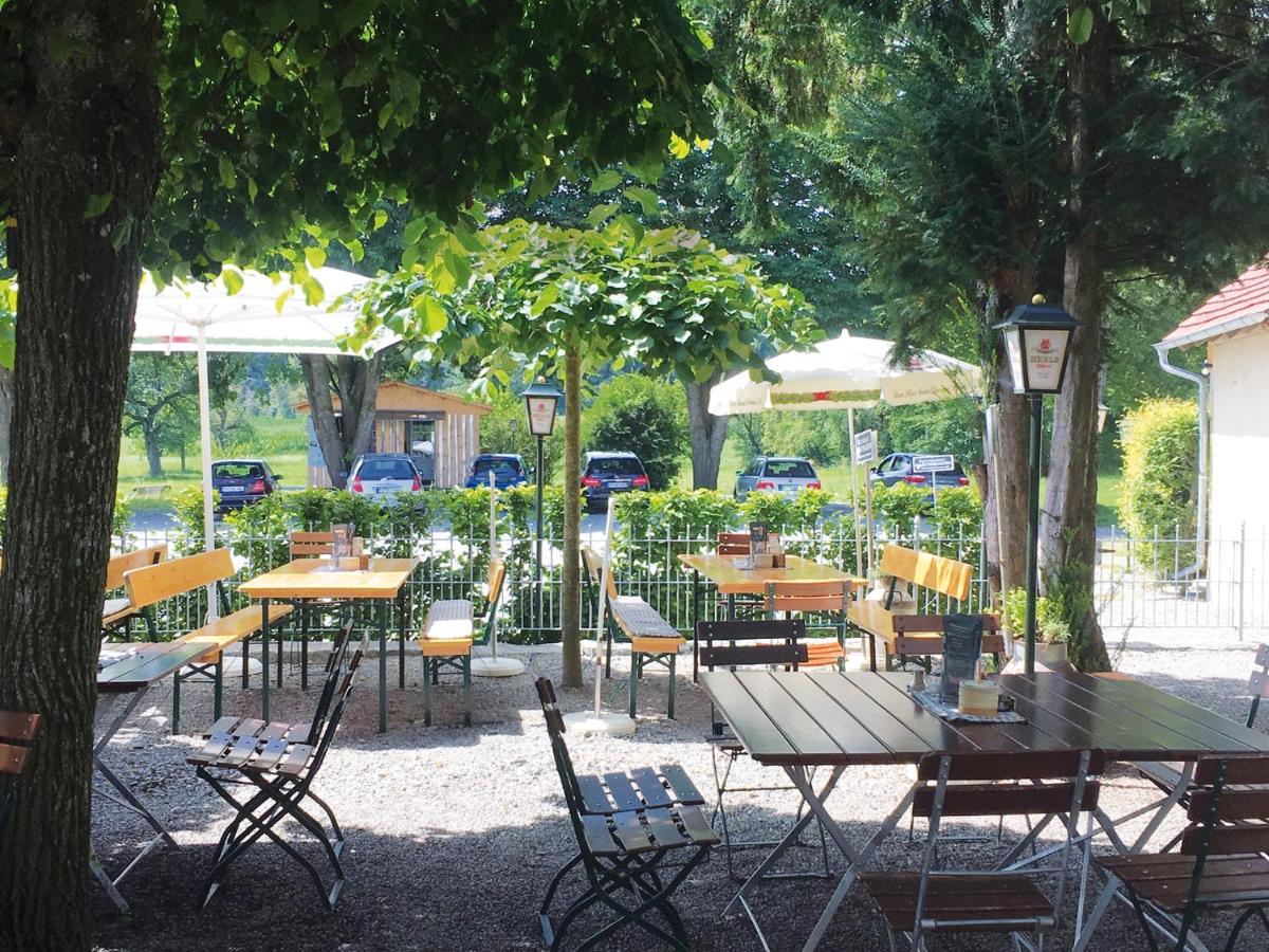 Hotel-Landgasthof KREUZ - Housity