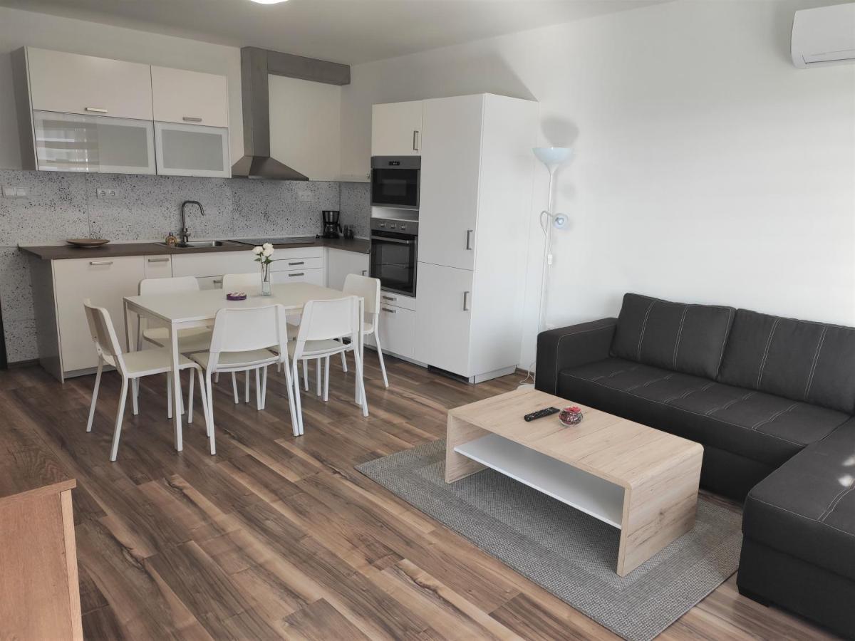 Hatvan Corner Apartments 2 - Housity