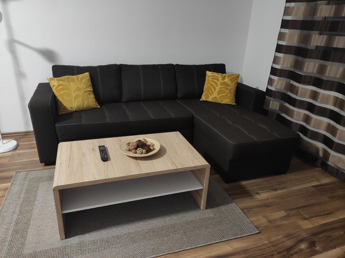 Hatvan Corner Apartments 2 - Housity