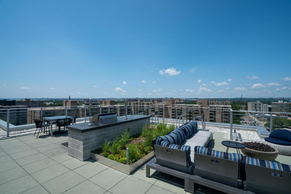 Waterfront s 30 Day Rentals - Housity