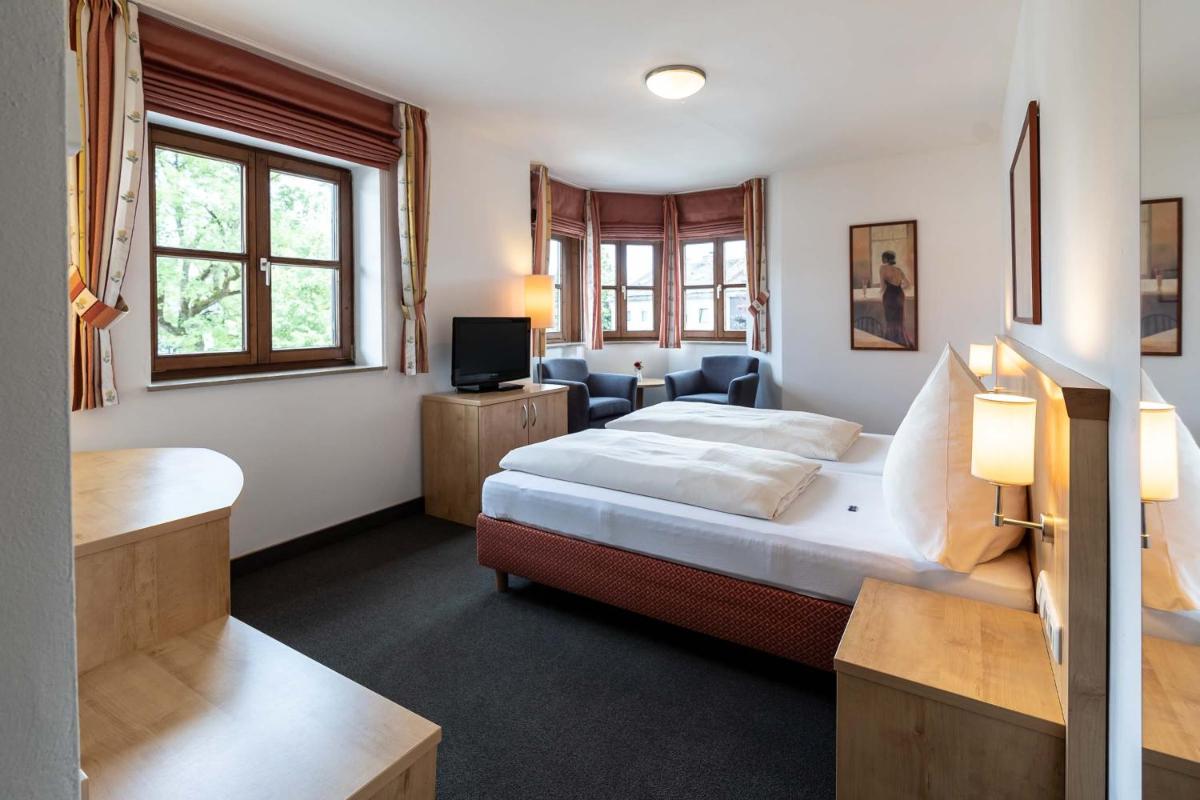 Alter Hof - Housity