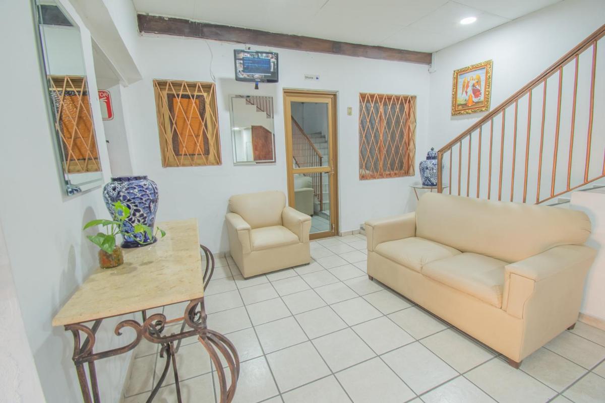 Hotel Imperial - Housity