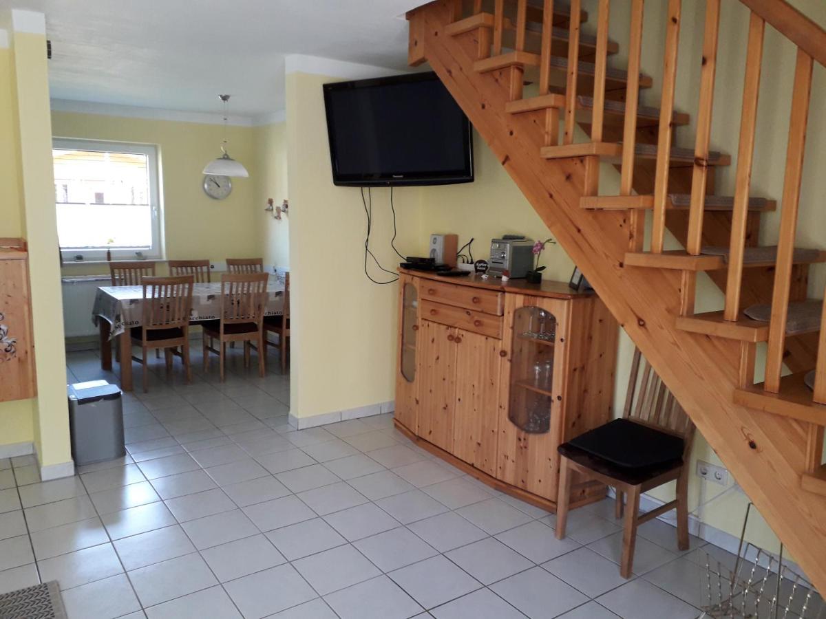 Ferienhaus-Butterblume - Housity
