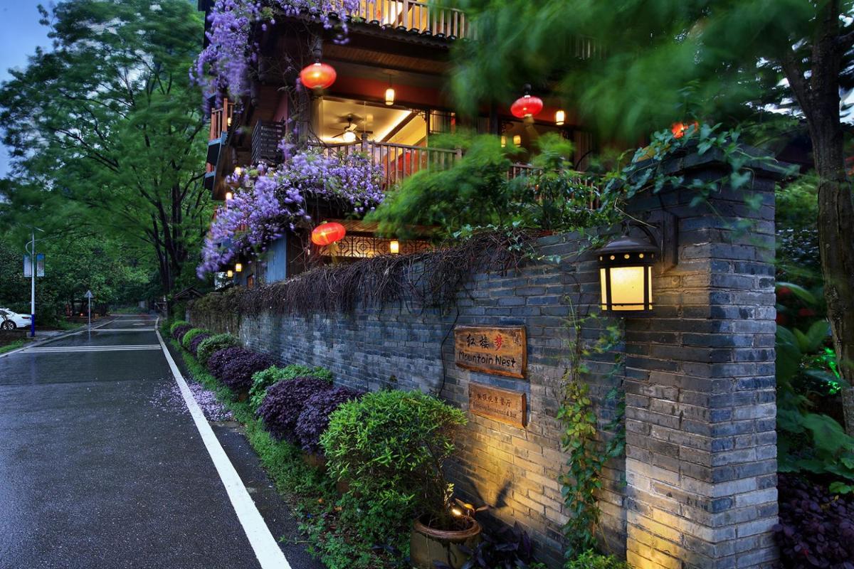 Yangshuo Mountain Nest Boutique Hotel - Housity