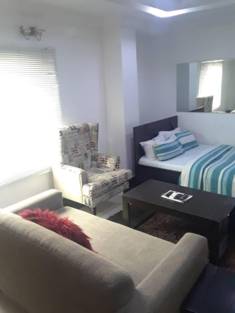 Suitetrails - Studio Apartment in Lekki