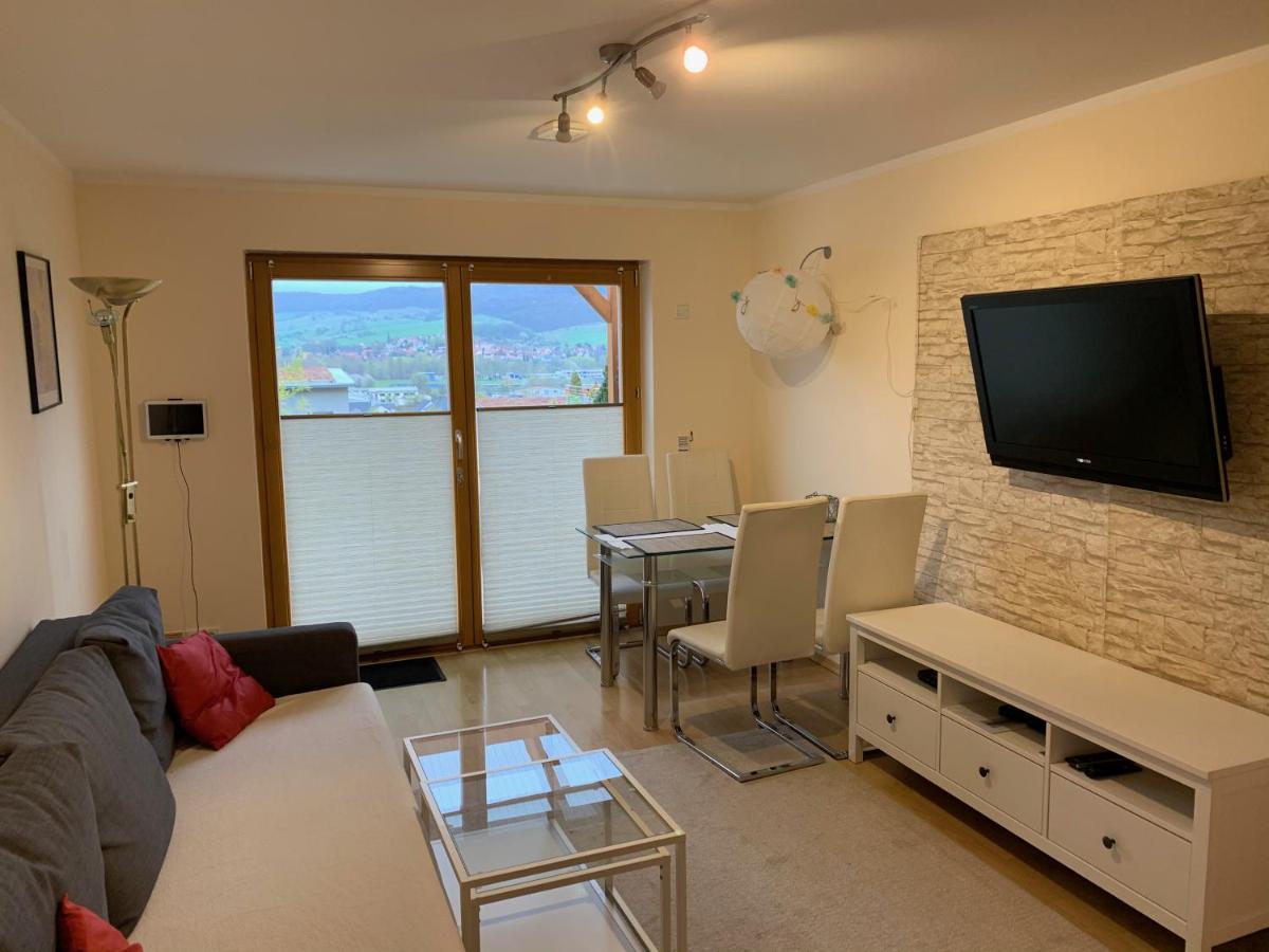 Romantische Ferienwohnung mit fantastischem Ausblick, Pool und Gartensauna - Housity