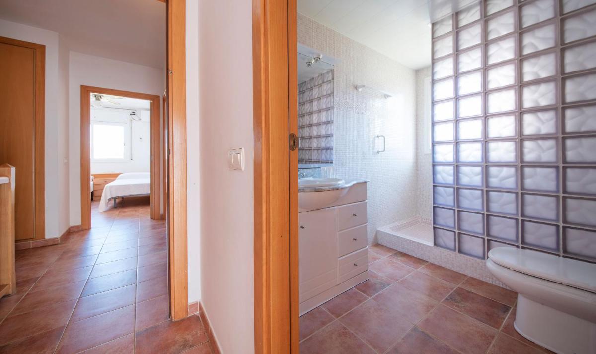 R22-1 Calafell Resort - Housity