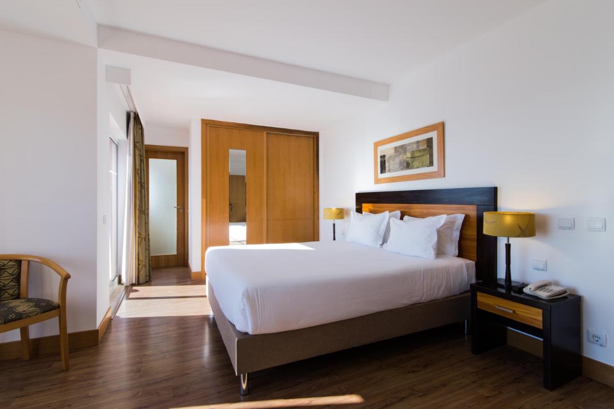 Hotel Quarteirasol - Housity