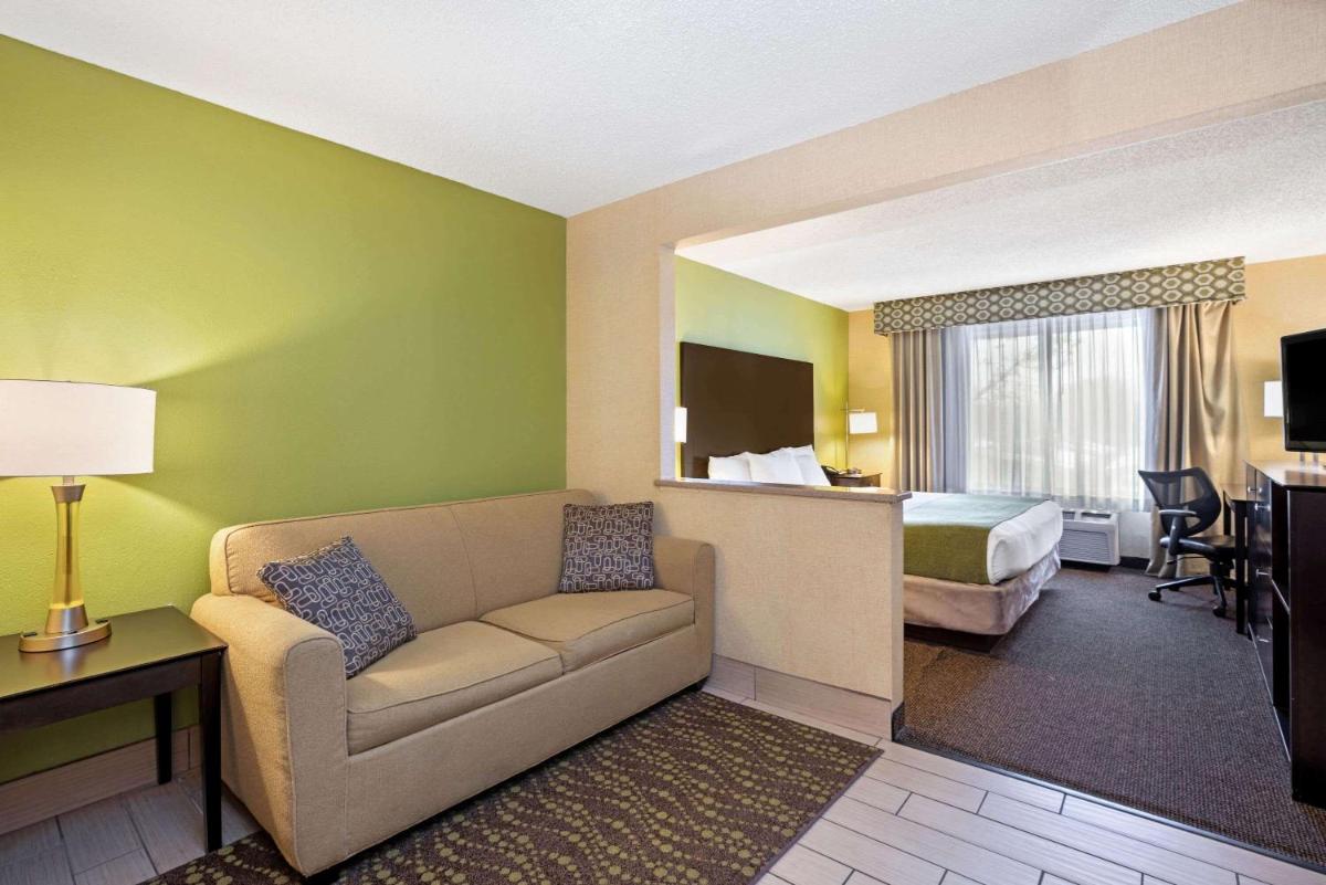 La Quinta by Wyndham Boise Airport - Housity