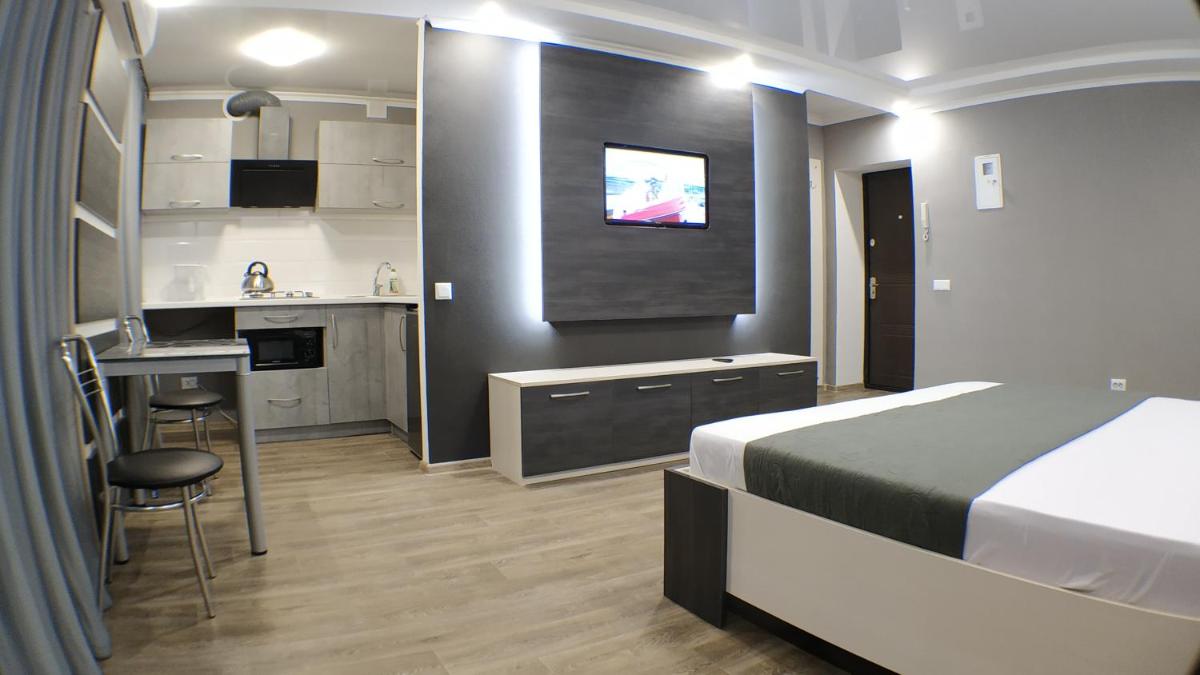 Suitetrails - 2 badroom KR Apartments on Metalurhiv 19