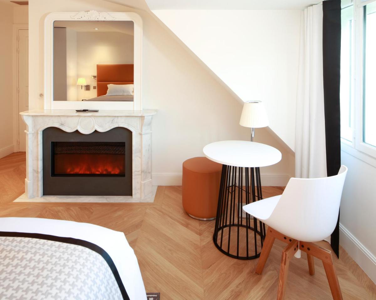 Coin salon dans l'établissement Hôtel R de Paris - Boutique Hotel