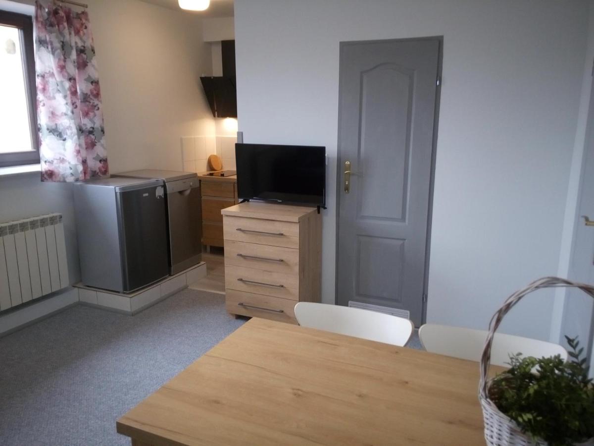 Apartamenty i pokoje Pluszak - Housity