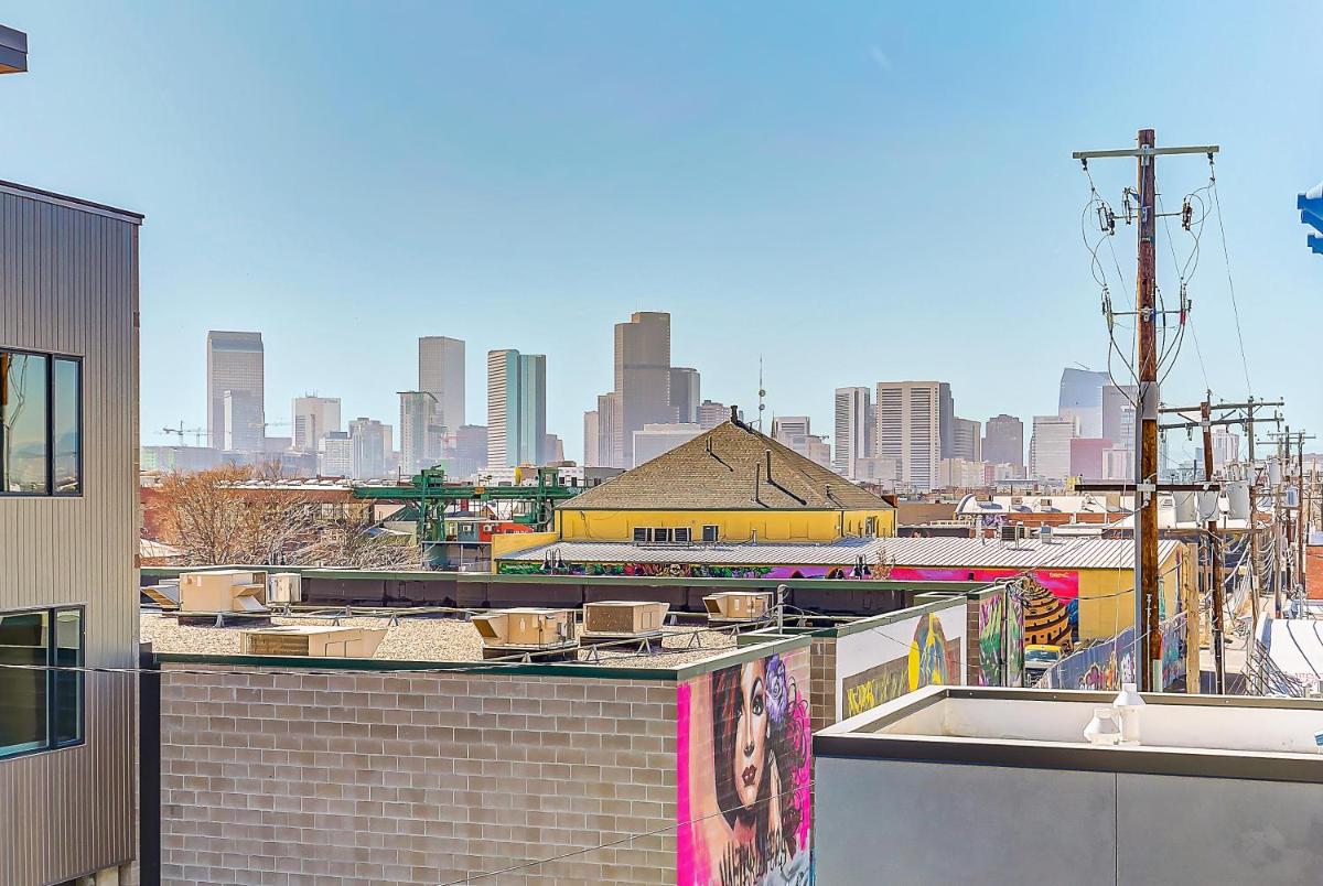 RIN303 - RiNo Art Lofts - Modern Rustic Oasis - Sleeps 4! - Housity