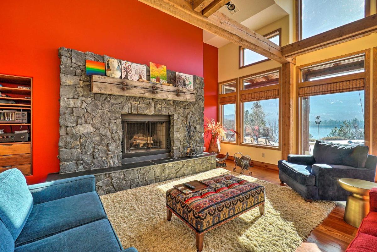 Country Villa on Kalamalka Lake with Pool! - Housity