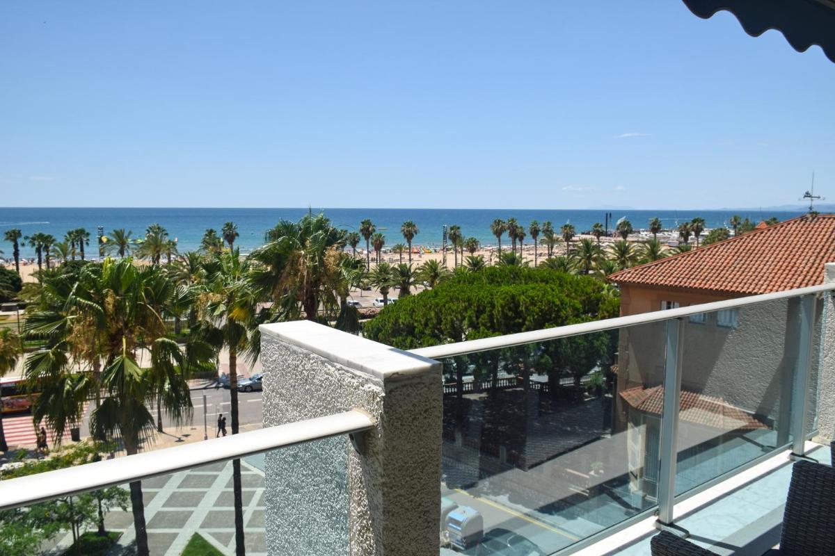 Vista general del mar o vista desde el hotel
