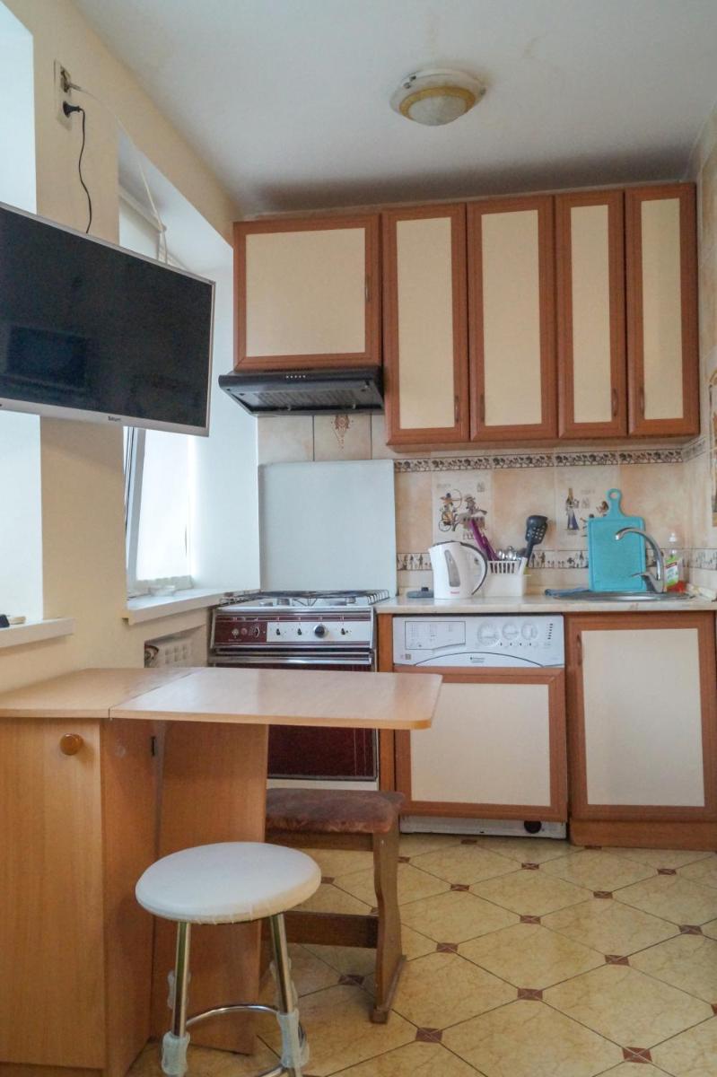 Khoroshaya Kvartira Goloseevskaya 3 - Housity
