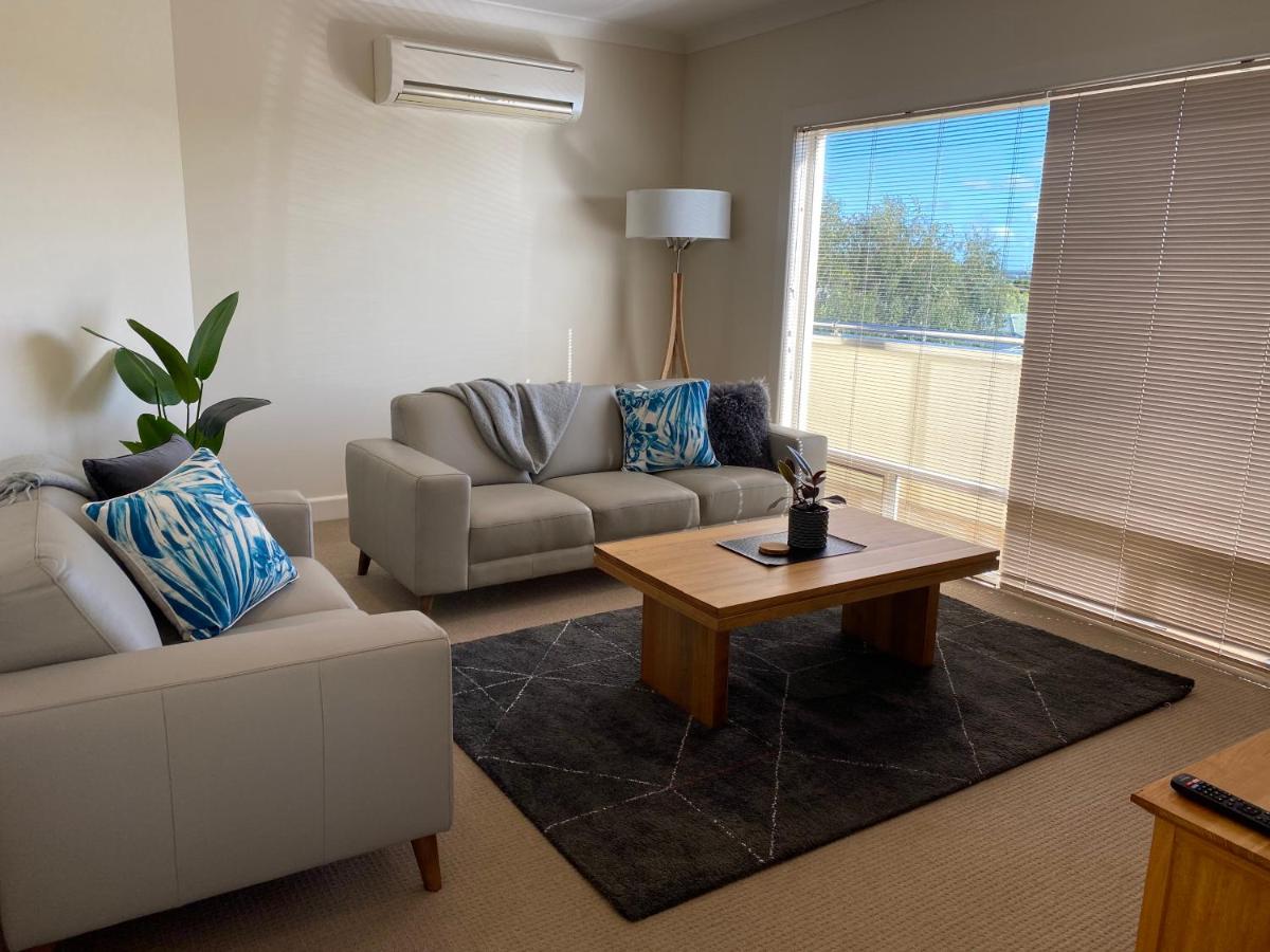 Apartment on Lake Terrace - Housity