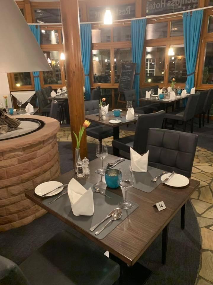 Schlosshotel Landstuhl - Housity