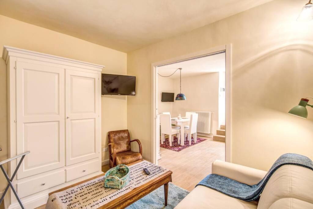 NUOVISSIMO APPARTAMENTO IN CENTRO STORICO - Housity