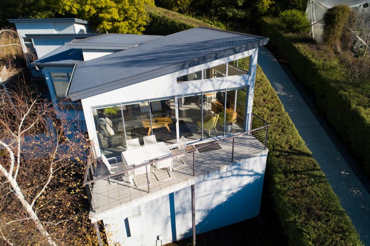 Launceston Views Townhouses - Housity