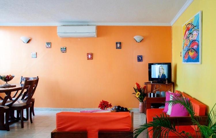 II-Nice and cozy 2 bedroom Apt BOCAGRANDE - Housity