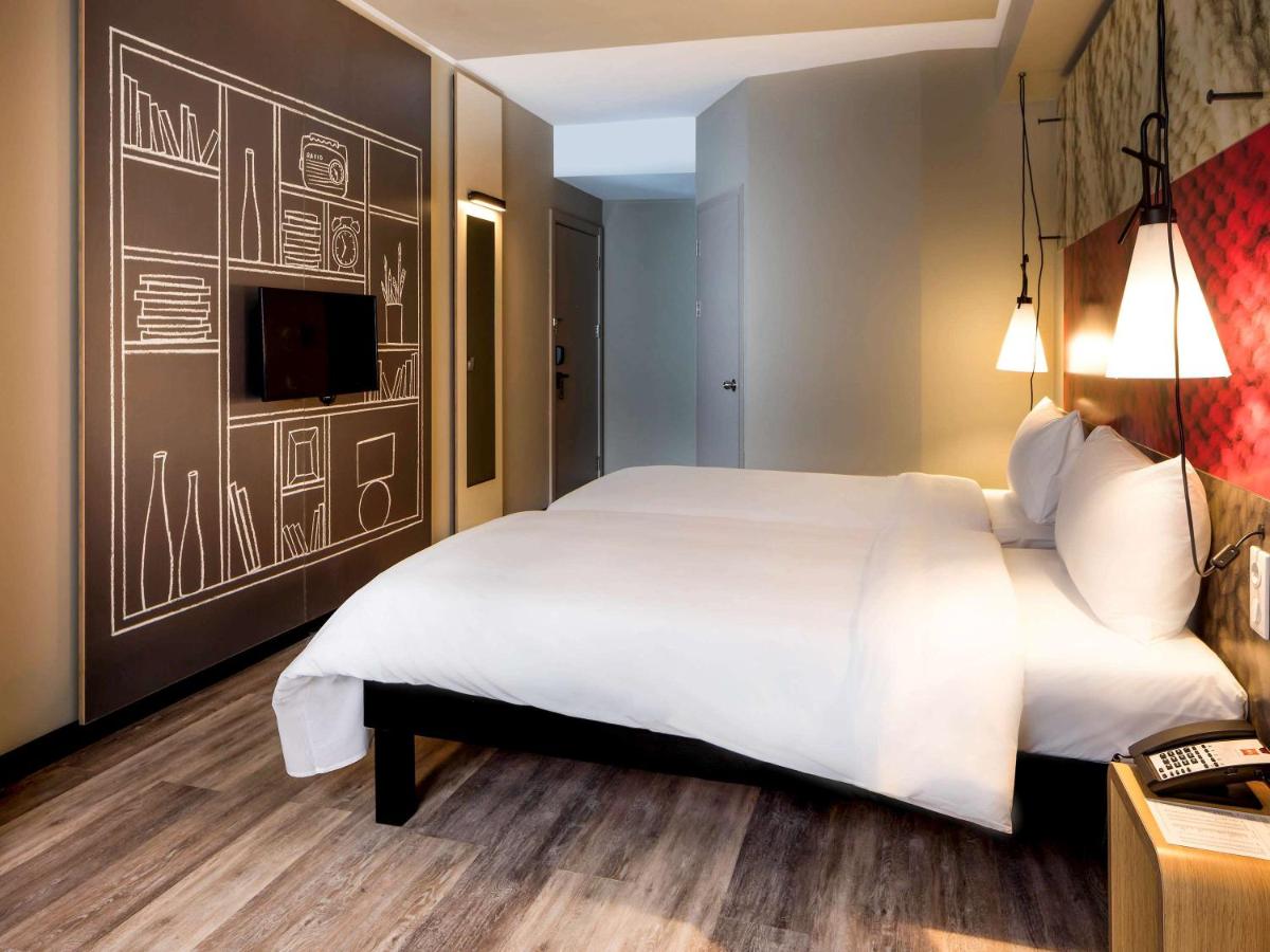 Ibis Istanbul West - Housity