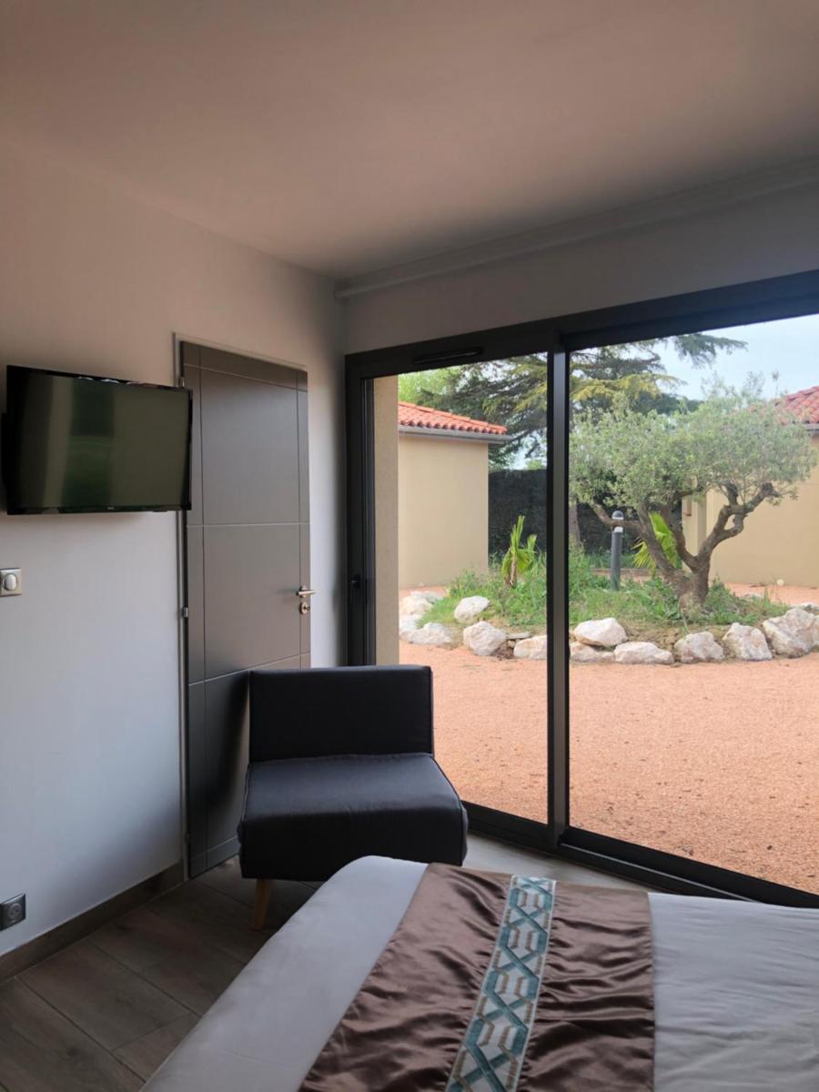 Logis Hotels - Hotel Restaurant l Enclos - Housity