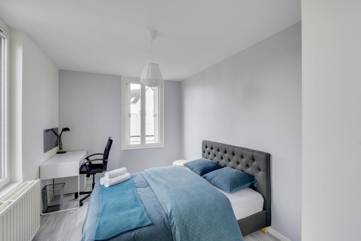 Chic and spacious apart with parking - Housity