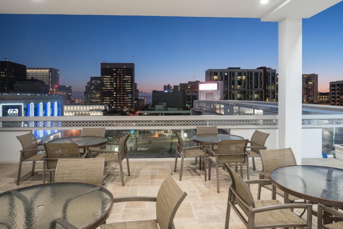 Holiday Inn Express - Downtown San Diego, an IHG Hotel - Housity