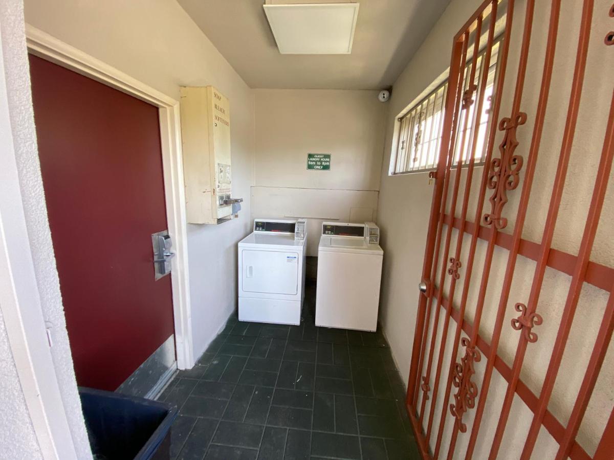 Budget Inn of Hayward - Housity