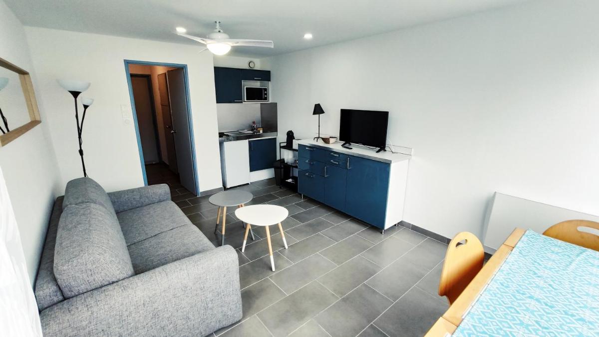 Les Soleillades - Plage, piscine, parking! - Housity