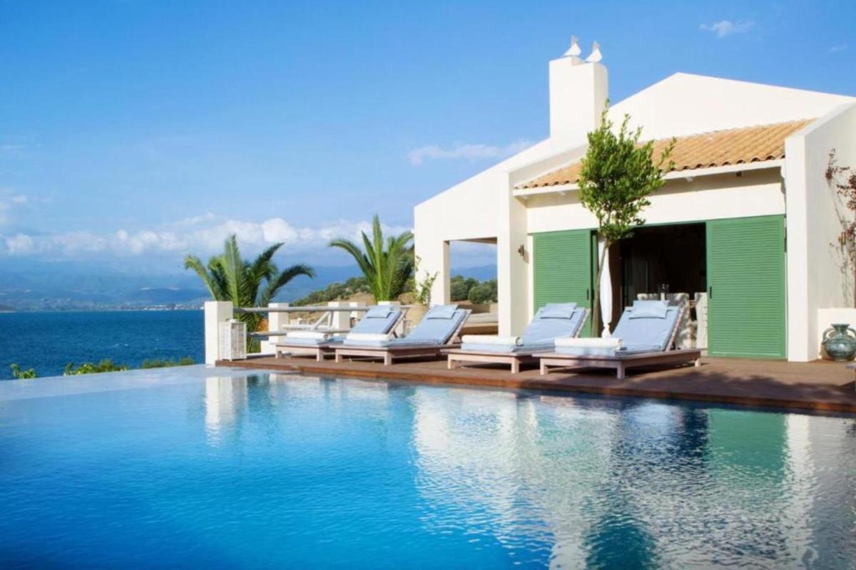 The Villa Amalia - Housity