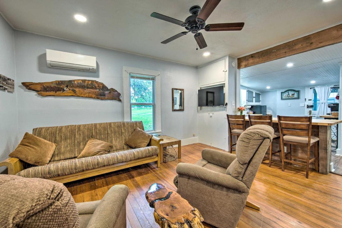 Betty Bs River House Less Than 1 Mi to Blanco State Park! - Housity