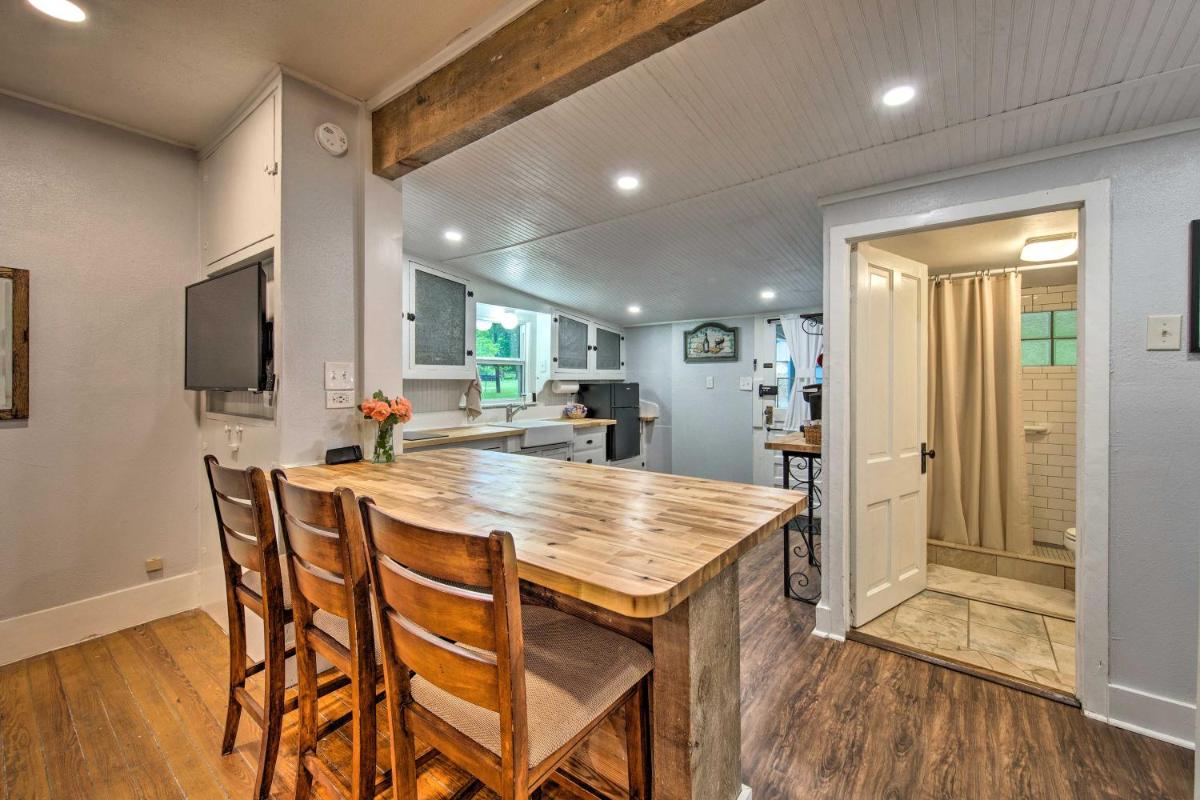 Betty Bs River House Less Than 1 Mi to Blanco State Park! - Housity