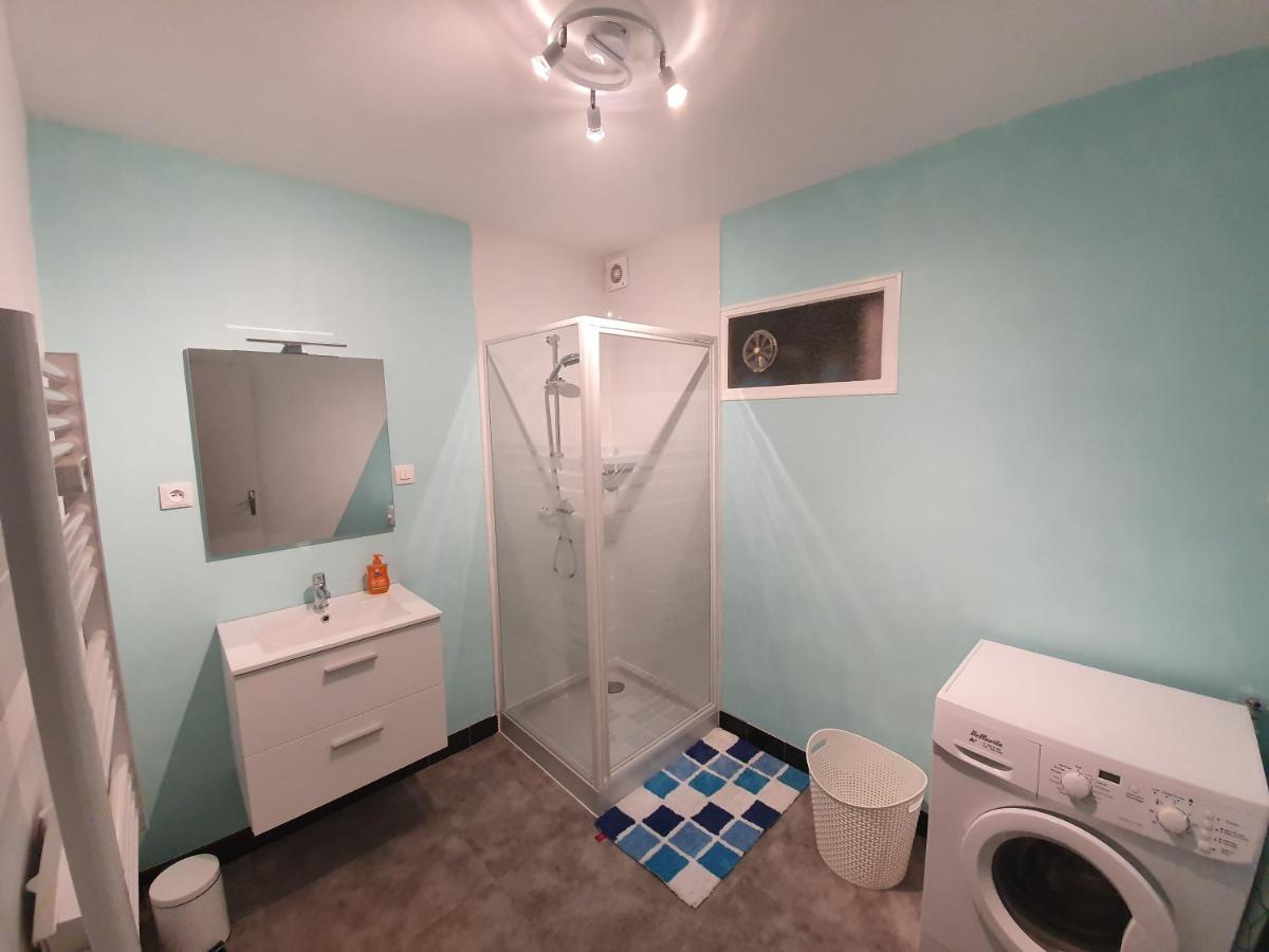 Les Roses de Dame Sybille - Gîte avec Terrasse Parking Jardin clos - Châteaubriant - Housity