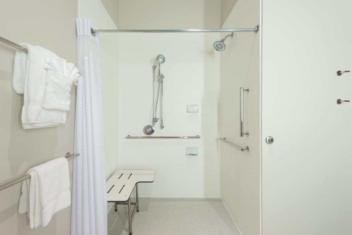 Holiday Inn Express Troy by IHG - Housity