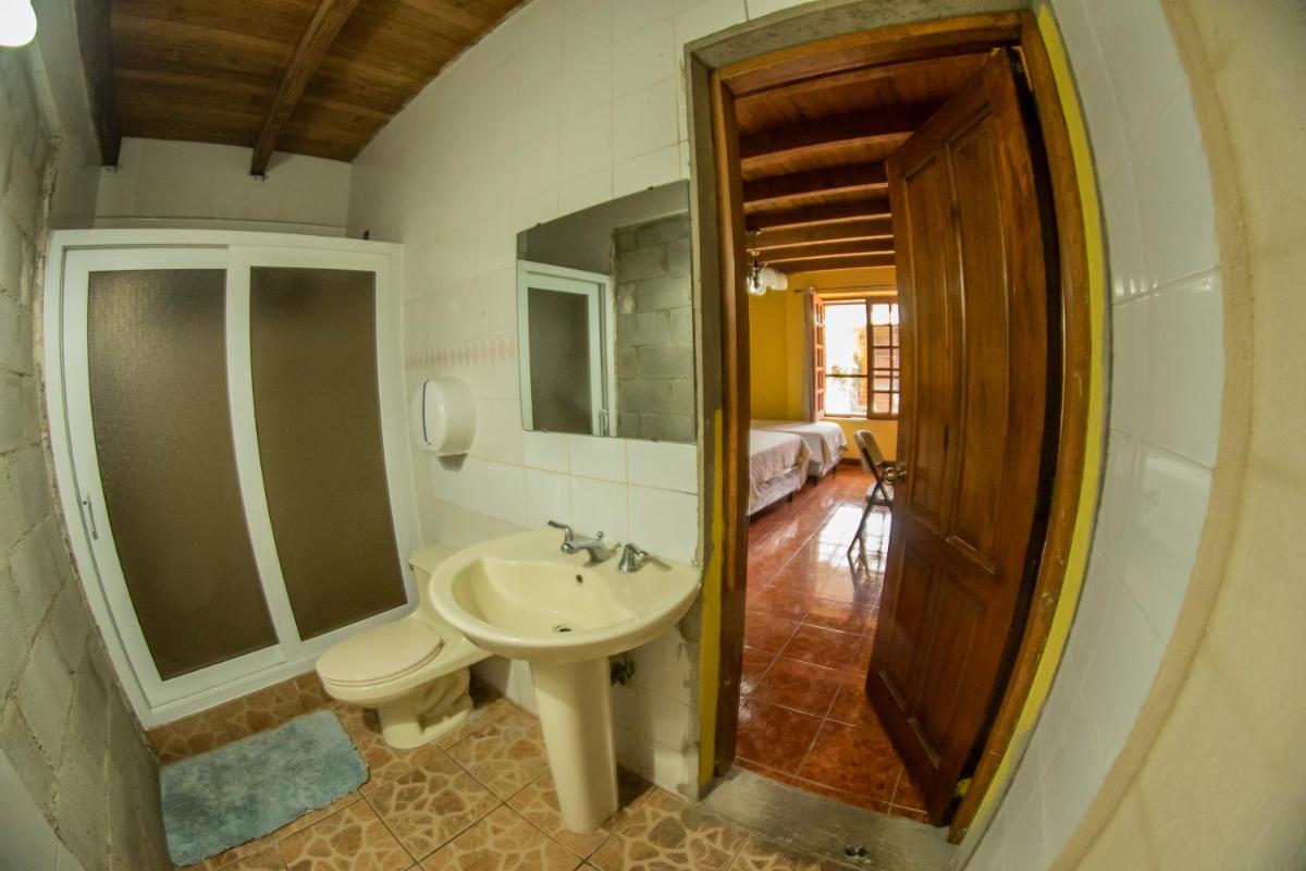 Euro Hostal - Housity
