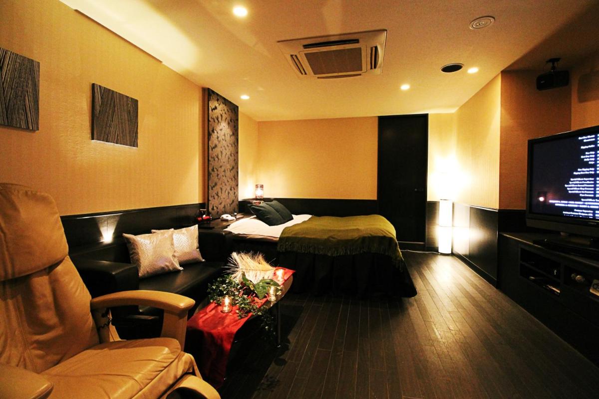 HOTEL O2 -Adult Only- - Housity