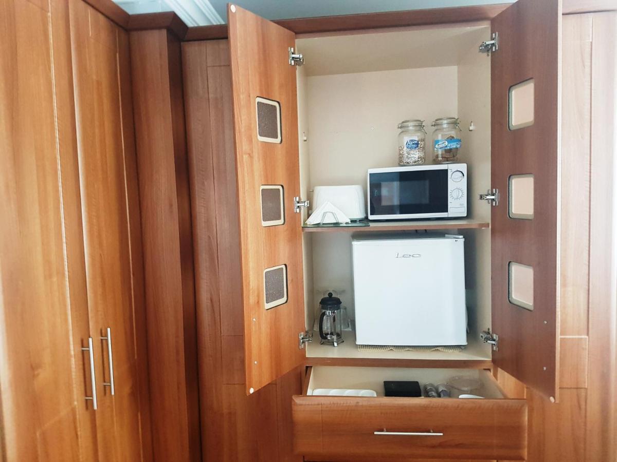 Highfields Self Contained Studio - Housity