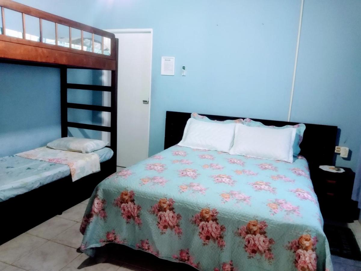 Hostel Itanhaém - Housity